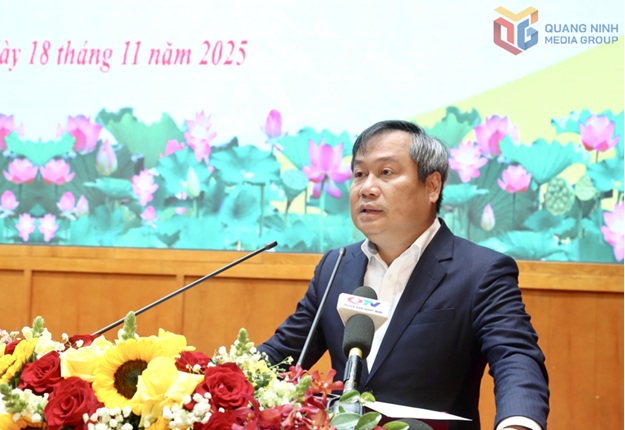 Hội nghị trực tuyến gặp mặt cán bộ quản lý, Nhà giáo tiêu biểu của tỉnh Quảng và tổ chức chương trình giao lưu văn nghệ chào mừng ngày Nhà giáo Việt Nam 20/11