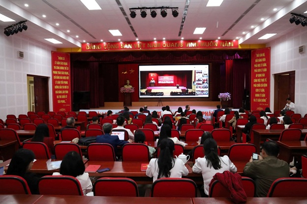 Trường Đào tạo cán bộ Nguyễn Văn Cừ tham dự Hội nghị báo cáo các vấn đề mới, quan trọng trong Dự thảo các Văn kiện Đại hội XIV của Đảng theo hình thức trực tuyến
