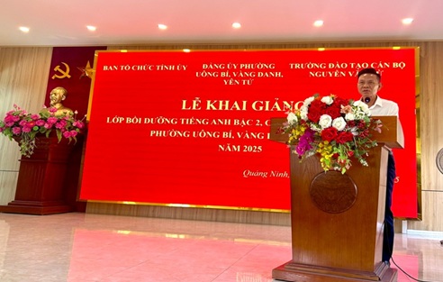 Khai giảng lớp bồi dưỡng tiếng Anh bậc 2 cho cán bộ, công chức, viên chức các phường Uông Bí, Vàng Danh, Yên Tử