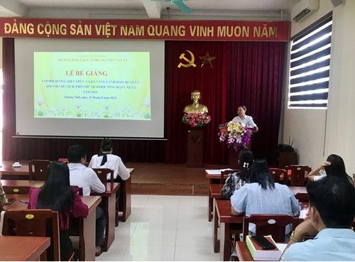 Bế giảng Lớp bồi dưỡng kiến thức và kỹ năng lãnh đạo, quản lý cho chủ tịch, phó chủ tịch Hội Nông dân cấp xã năm 2024