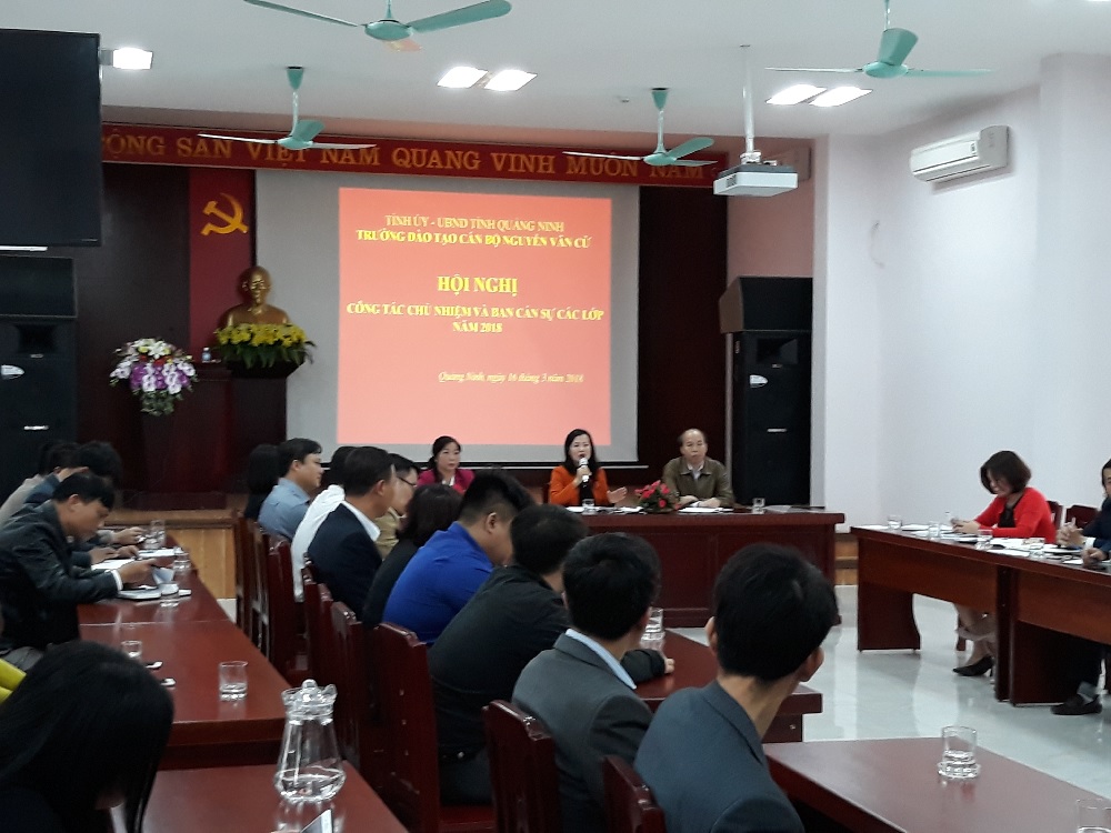 Đổi mới hình thức tuyên truyền đưa nghị quyết TW 4 khóa XII của Đảng vào giảng dạy lý luận chính trị tại Trường đào tạo cán bộ Nguyễn Văn Cừ